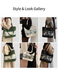 Détail de sacs cabas en toile avec imprimé bambou à l'encre en vert, beige et noir