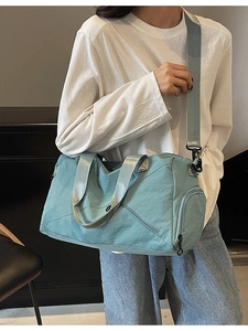 Light blue large capacity nylon travel bag for fitness and sport with side zip compartment
