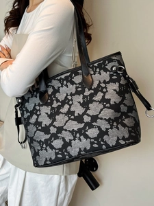 Borsa tote con stampa mucca e manici neri, perfetta per il lavoro e lo studio