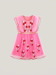 Robe rose sans manches en tulle pour filles avec broderies fraises et petites manches volantées