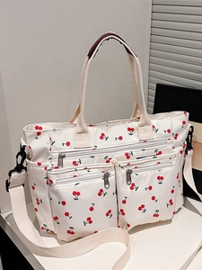 Sac fourre-tout blanc minimaliste avec imprimé cerises et multiples poches