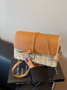 Women Fashion Straw Woven Crossbody Bag With Synthetic Leather Flap Metal Ring Gold Chain Strap For Vacation Beach Daily