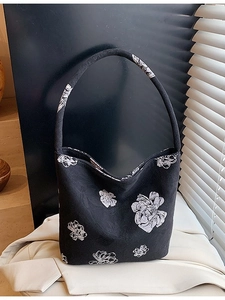 New Chinese style bucket bag with white floral print on black canvas fabric