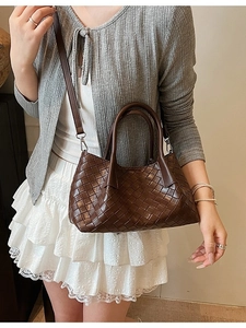 Sac Seau Tissé en Cuir Synthétique Mode pour Femmes Ensemble Sac à Main Élégant Avec Bandoulière Amovible Sac Bandoulière Quotidien