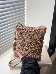 Women Woven Straw Bucket Bag Hollow Out Floral Design With Tassels Wood Beads Summer Vacation Beach Crossbody Shoulder Bag