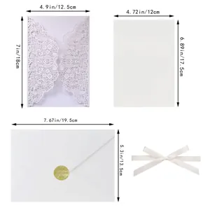 Spécifications de taille pour l'invitation de mariage en dentelle découpée au laser et enveloppe