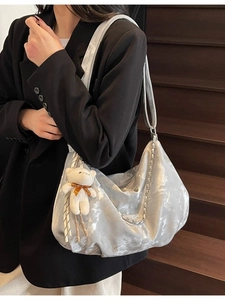 Large Capacity Women's Chain Hobo Bag Fashion Contrast Color PU Leather Shoulder Bag With Bear Pendant Crossbody Tote Bag