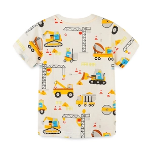 Kurzärmeliges Jungen T-Shirt in Cremeweiß mit Allover-Druck von Cartoon-Baustellenfahrzeugen