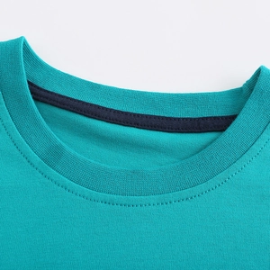 Classic teal cotton knit t-shirt for boys with ribbed round neck and reinforced neck seam