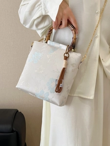 Vintage Chinese Style Floral Embroidered Handbag For Women Bamboo Handle Chain Shoulder Bag Elegant Daily Square Tote Bag