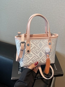 Vintage Chinese Style Mini Bucket Bag For Women Jacquard Embroidery Crossbody Bag With Tassel Charm Small Tote Handbag