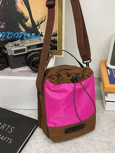Small Nylon Drawstring Bucket Crossbody Bag Water Resistant Colorblock Shoulder Bag For Women Outdoor Travel Casual Handbag