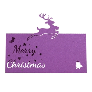 Detaillierte lasergeschnittene lila Rentier-Weihnachtskarte mit Merry Christmas Text