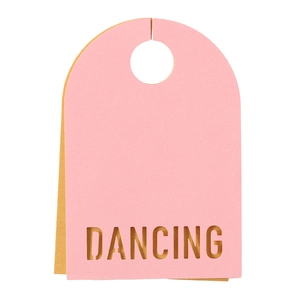 Marque-place rose arqué avec lettrage ajouré Dancing pour décoration de verres de fête