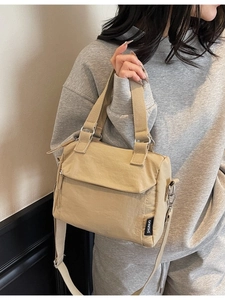 Women Fashion Nylon Pillow Shoulder Bag Lightweight Casual Crossbody Bag Solid Color Stitching Design Handbag For Travel Daily