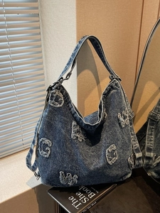 Retro washed denim hobo shoulder bag with vintage letter patches and large capacity