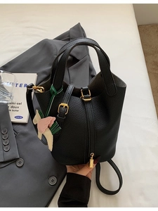 Women PU Leather Lychee Pattern Bucket Bag Casual Crossbody Handbag With Metal Lock And Horse Charm Fashion Versatile Bag