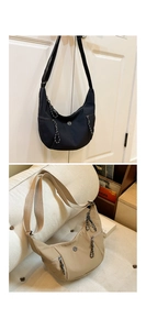 Détail des sacs à bandoulière en nylon noir et beige avec poches zippées et sangles