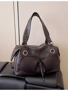 Retro Large Capacity PU Leather Tote Bag For Women Vintage Commuter Shoulder Bag With Drawstring And Rivet Handbag