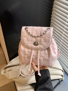 Women Mini Fashion Backpack PU Leather Star Quilted Backpack With Chain Handle Twist Lock Daily Shoulder Bag For Ladies