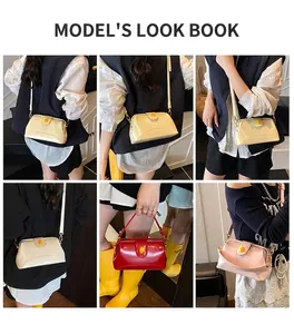 Collage de modèles portant des sacs Boston en crème, rouge et rose avec bandoulière