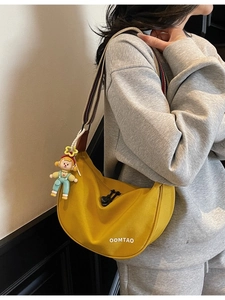Women Fashion Canvas Hobo Shoulder Bag With Wide Striped Strap Casual Crossbody Dumpling Bag Soft Half Moon Purse For Daily