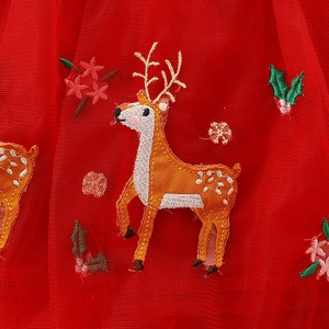 Weihnachtliches Tüllkleid für Mädchen mit Rentier-Stickerei und feinem rotem Netzgewebe