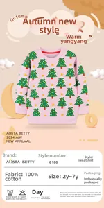Détail du sweat rose 100% coton pour fille avec imprimé sapin de Noël et étoiles