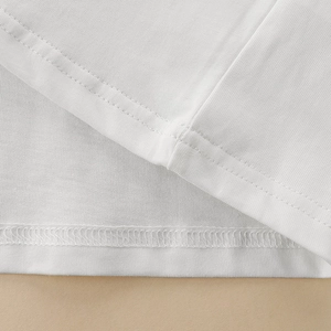 T-shirt licorne à manches longues pour enfants avec finition soignée à double couture