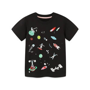 Classic black short-sleeved cotton T-shirt for boys with a space exploration cartoon print