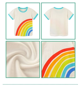 Détails du t-shirt garçon en coton avec imprimé arc-en-ciel et col côtelé bleu ciel
