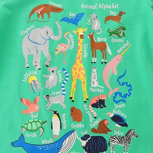 Kinder T-Shirt in Grün mit lehrreichem Cartoon-Tieralphabet-Druck für Jungen und Mädchen