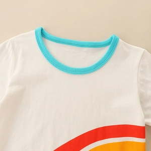 T-shirt en coton blanc pour garçon avec imprimé arc-en-ciel et col rond bleu