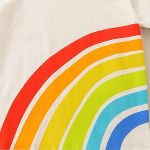 T-shirt en coton blanc pour garçons avec imprimé arc-en-ciel et col rond classique
