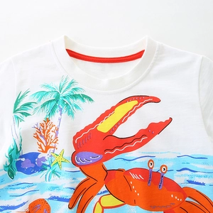 T-shirt blanc à col rond pour garçon avec imprimé crabe et océan haut d'été à manches courtes