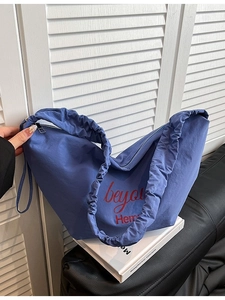 Women Casual Canvas Ruched Shoulder Bag Large Capacity Solid Color Hobo Bag Beyond Hemu Letter Print Commuting Tote Bag