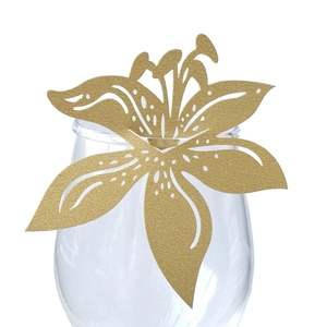 Lily Flower Wine Glass Place Cards Pearlescent Paper Laser Cut Hollow Design Wedding Party Banquet Decoration Elegant