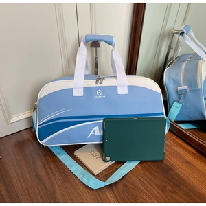 Detail of blue and white fitness bag featuring AORANSHE logo and detachable strap