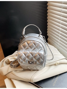 Zaino Mini Trapuntato a Losanghe da Donna Elegante in Pelle PU con Catena Piccolo Zainetto da Viaggio