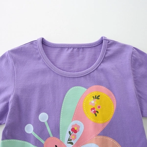 T-shirt violet en coton pour filles avec imprimé papillon coloré et col rond classique