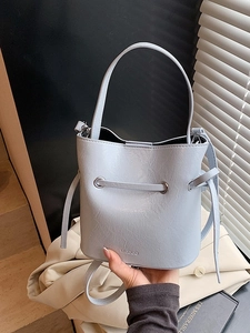 Women Fashion PU Leather Bucket Bag Vintage Drawstring Handbag Small Minimalist Shoulder Crossbody Bag MUDUO Brand Design