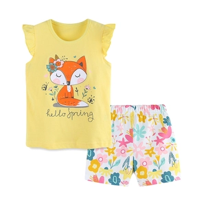 Ensemble été fille avec haut jaune imprimé renard et short à motif fleuri
