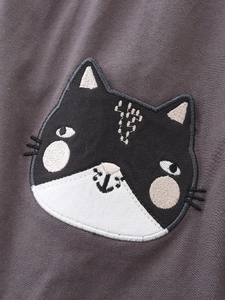 Robe en tricot gris foncé pour filles à manches longues avec broderie chat mignonne