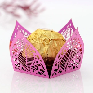 Elegant laser cut rose red hollow leaf chocolate box for wedding party decoration