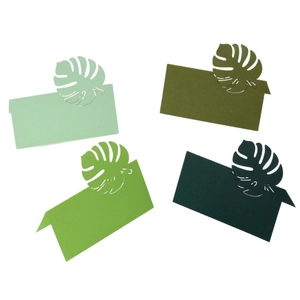Marque-places feuilles de monstera vert foncé avec design découpé au laser pour mariage