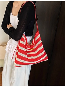 Fashion Women Striped Woven Tote Bag PU Leather Mesh Shoulder Bag With Wood Toggle Button Casual Vacation Handbag