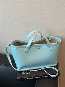 Fashion Women PU Leather Bucket Bag Pleated Large Capacity Crossbody Shoulder Bag Stylish Handbag For Daily Work Travel Casual Tote