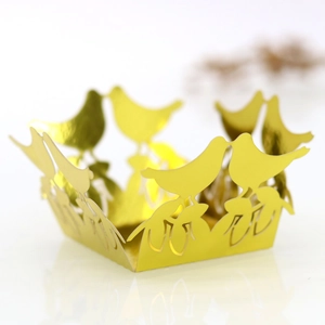 Laser-cut gold lovebird hollow candy box with metallic luster for wedding party decor