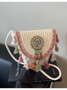 Bohemian Woven Tassel Shoulder Bag For Women Ethnic Beadwork Embroidered Crossbody Bucket Bag Travel Beach Vacation Handbag