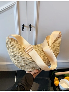 Bohemian Woven Straw Crossbody Bag For Women Summer Beach Vacation Half Moon Dumpling Shape Shoulder Bag Adjustable Strap